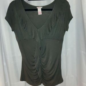 Candie's V-Neck cap sleeve shirt, L, Army Green